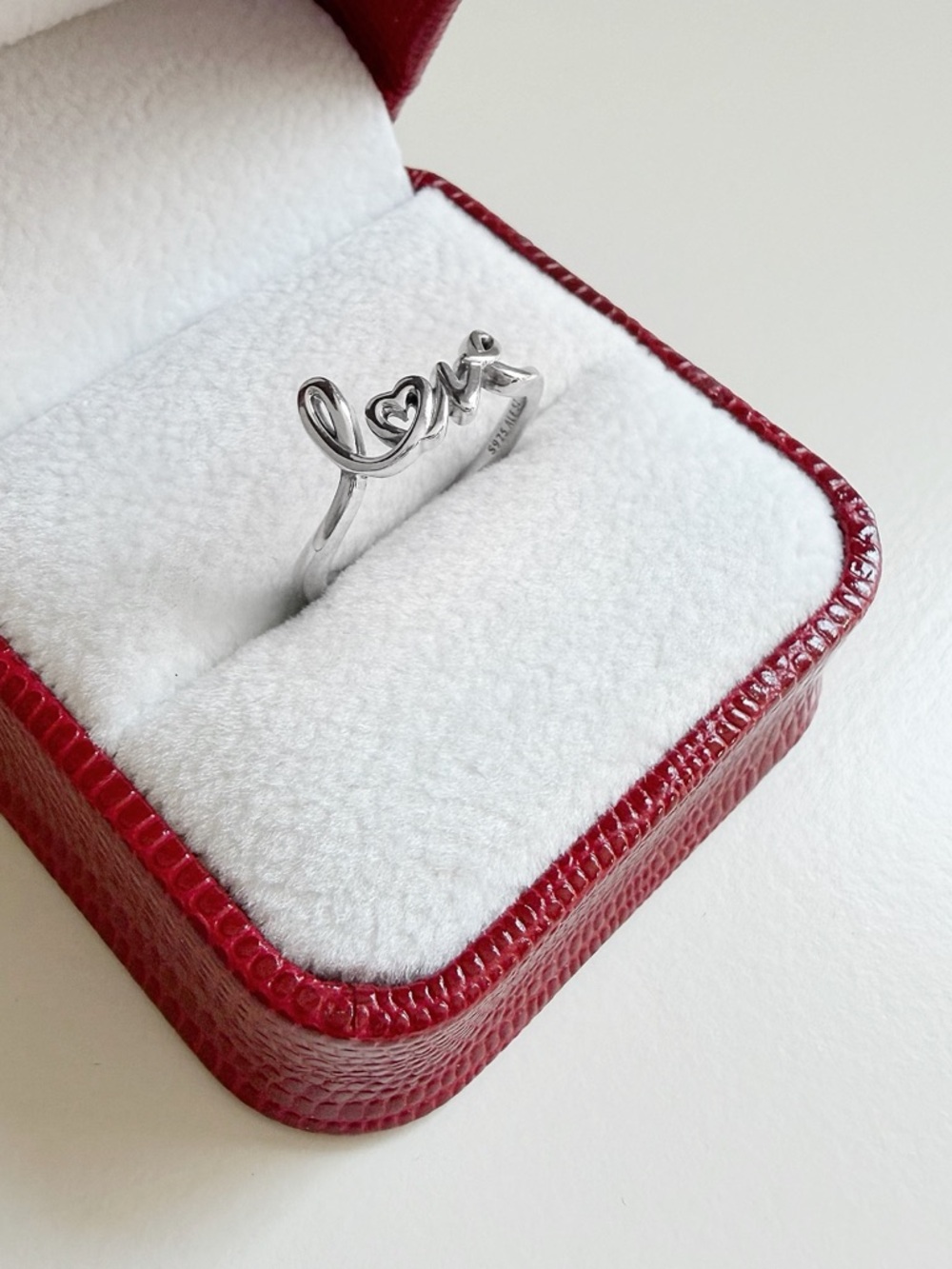 Pandora Love Ring Size 6 New - Picture 2 of 8